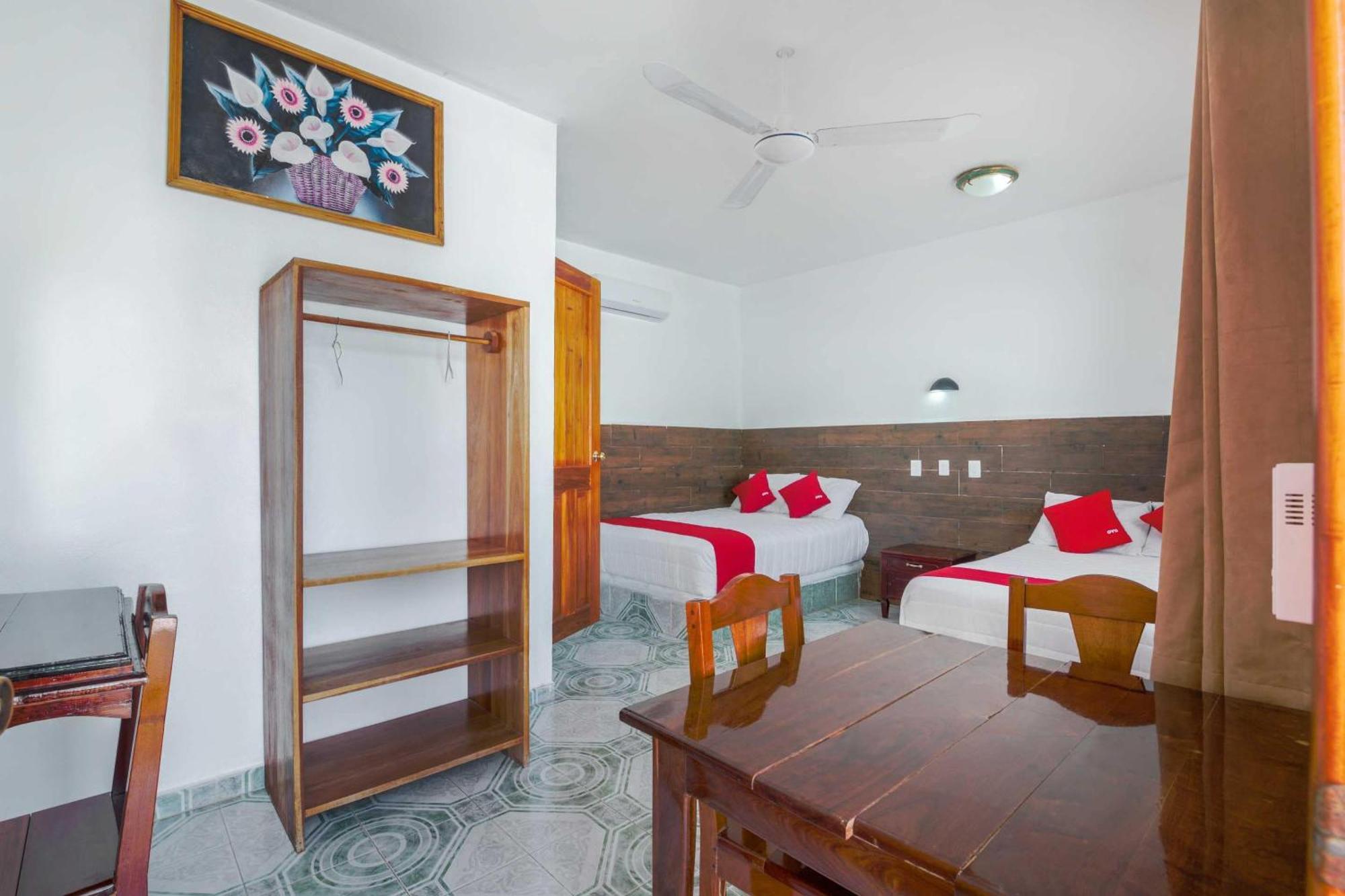 Oyo Hotel Palma Real Tulum Extérieur photo